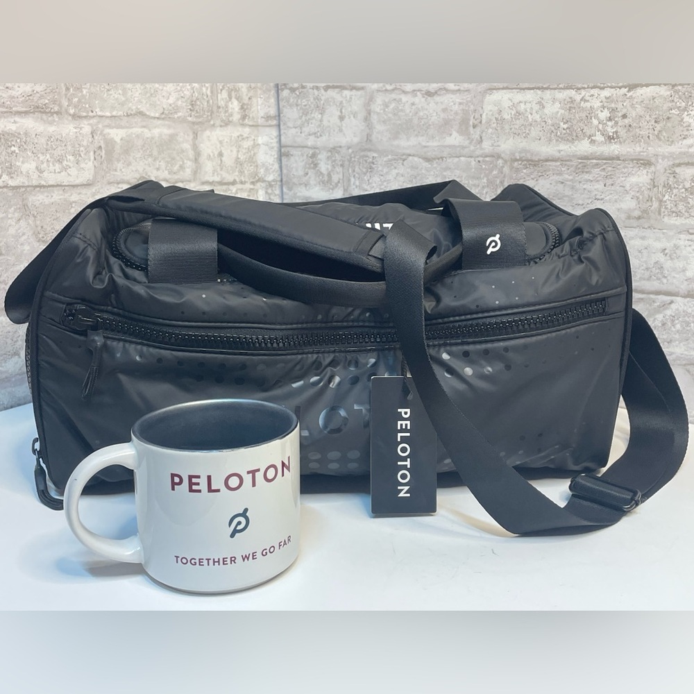 Peloton On The Go Duffle Bag & Mug Black Travel Gym NWT Puffed Rare HTF Set